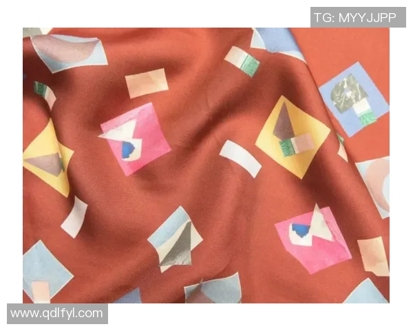 变装足球球星的跨界风采与时尚态度解析